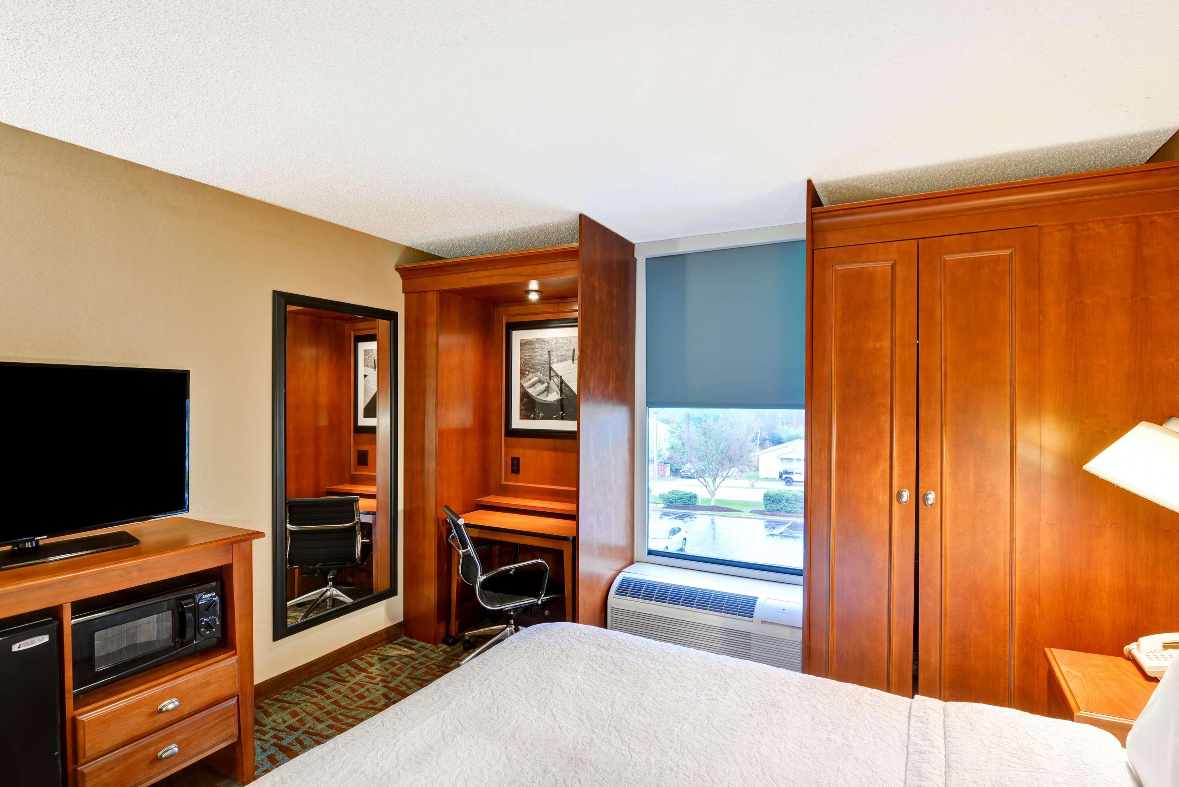 Hampton Inn Hendersonville Dış mekan fotoğraf