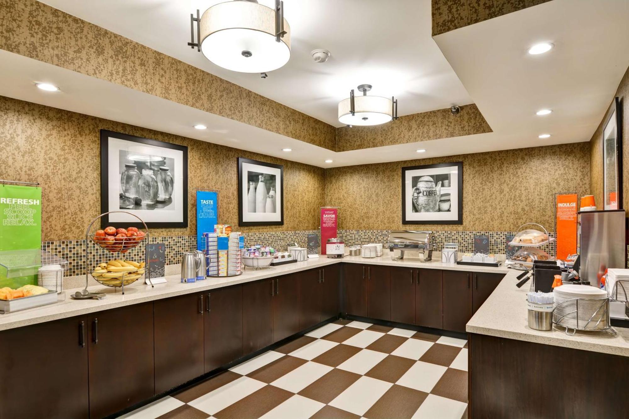 Hampton Inn Hendersonville Dış mekan fotoğraf