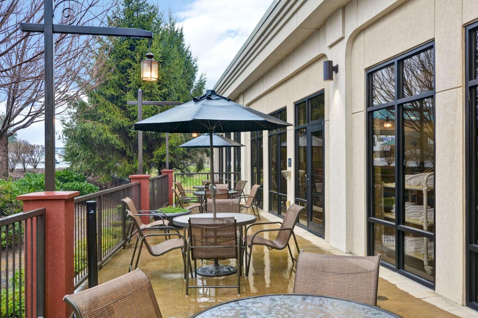 Hampton Inn Hendersonville Dış mekan fotoğraf